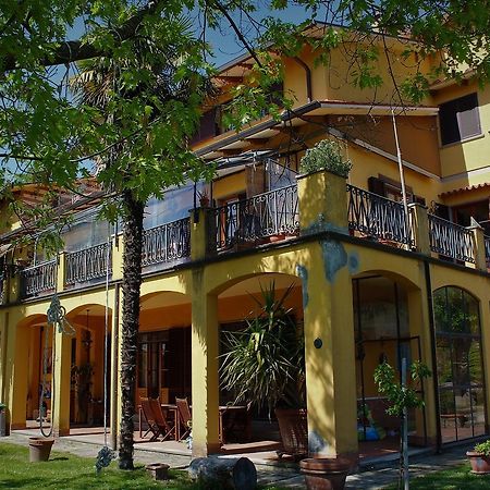 Guardalaluna Villa Pian di Scò Buitenkant foto