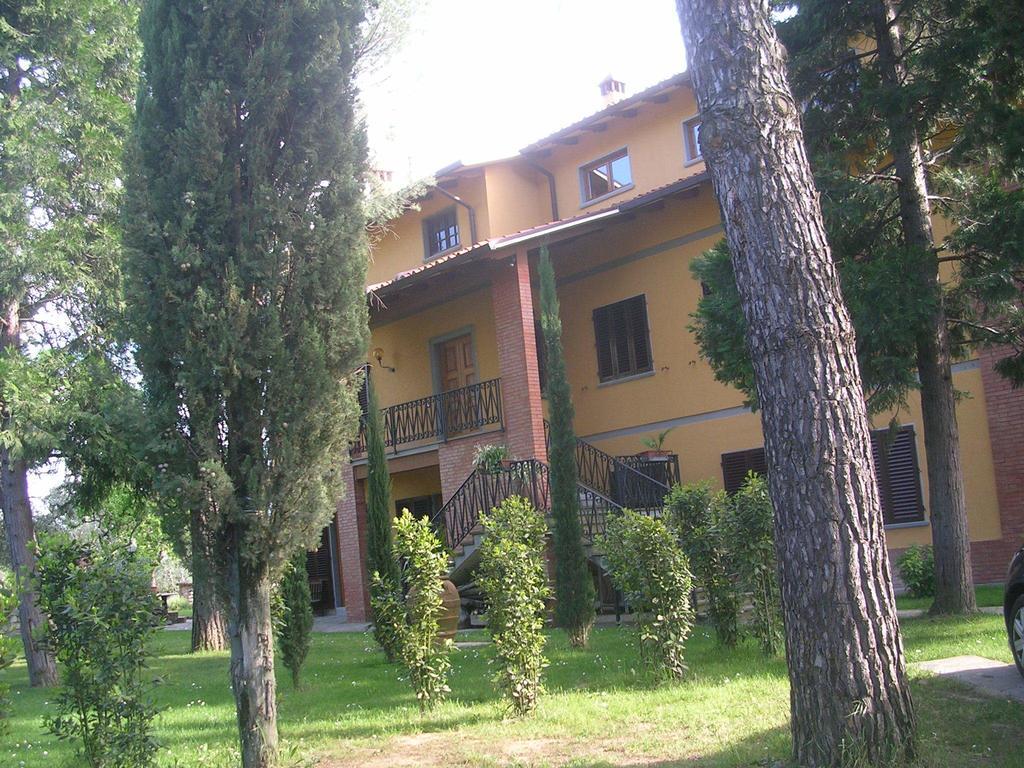 Guardalaluna Villa Pian di Scò Buitenkant foto