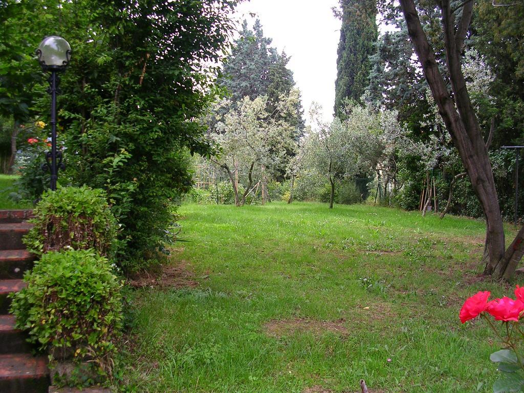 Guardalaluna Villa Pian di Scò Buitenkant foto