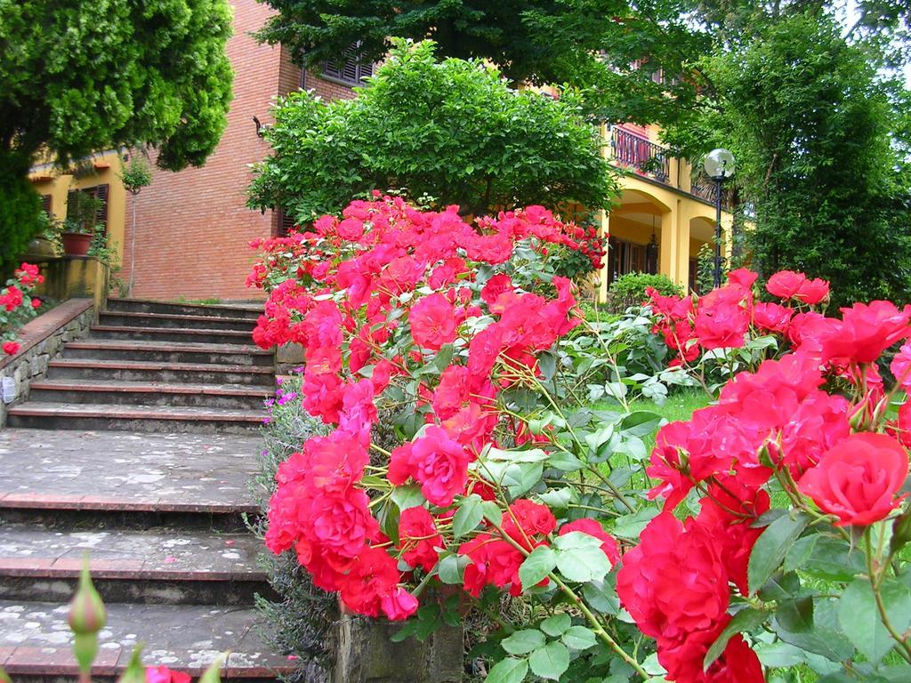 Guardalaluna Villa Pian di Scò Buitenkant foto