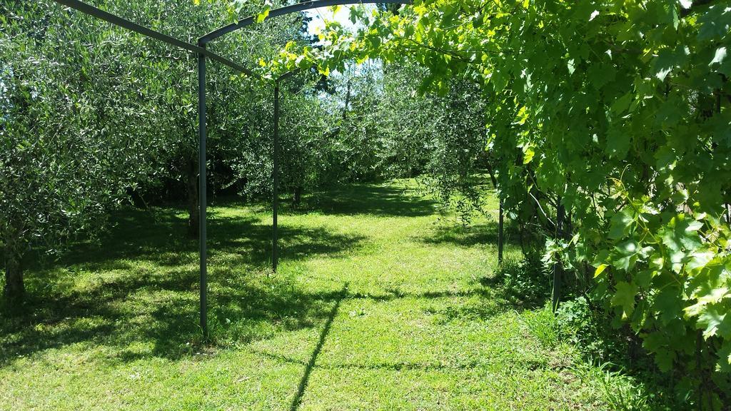 Guardalaluna Villa Pian di Scò Buitenkant foto